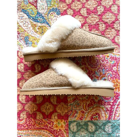Dearfoam Fireside NWT Leopard Slippers Shearling Scuff Size 11 Women's - Picture 3 of 9